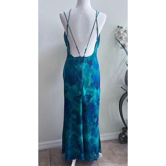 NEW RunAWay Label Calista Slip Midi Low Back Green Dress Women's Size Large - Picture 3 of 10